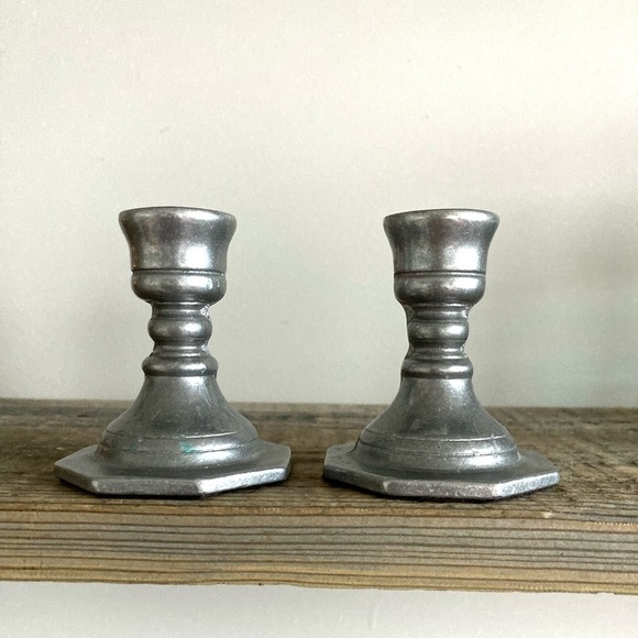 Pewter candlesticks short - Picture 1 of 5